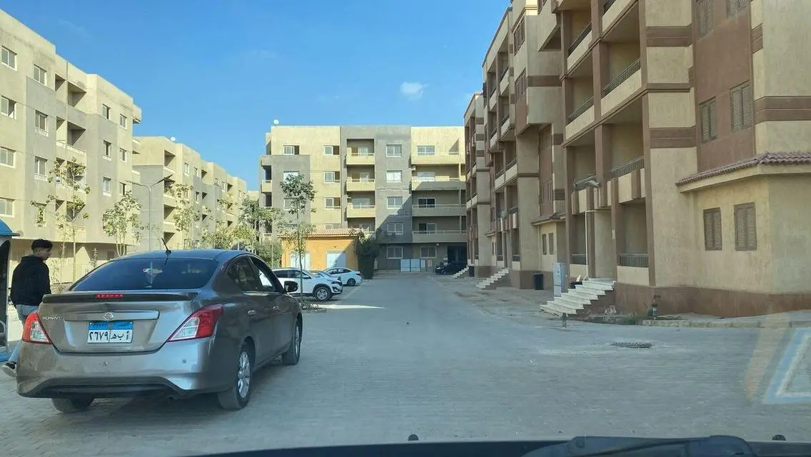 شقه95م للبيع فى كمبوند قطاميه جاردنز التجمع الخامس
