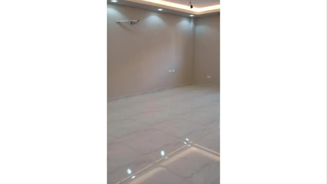 للايجار شقه 250 متر بزايد هايتس الشيخ زايد