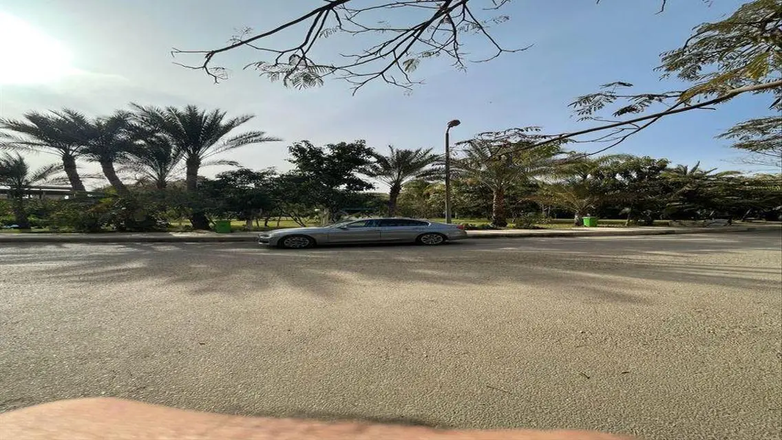 شقة للبيع 480 م دور ارضي في غرب الجولف فيو  جاردن