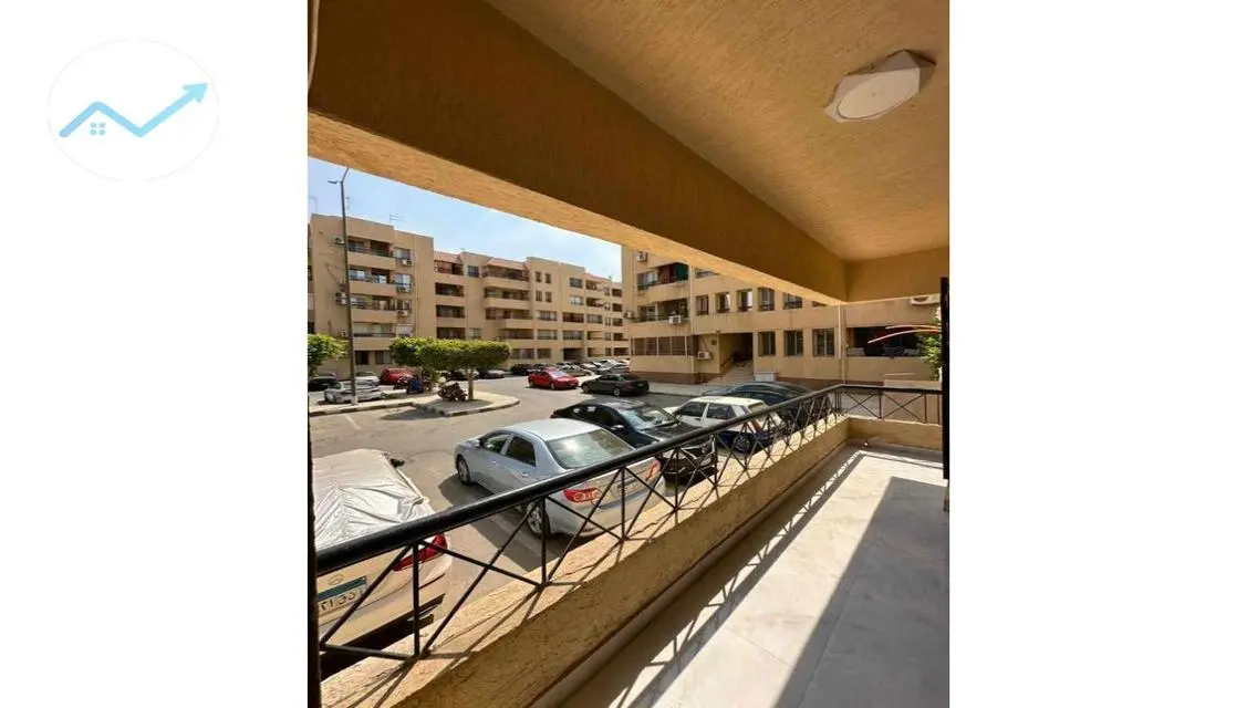 شقة فاخرة للإيجار بسعر مغري