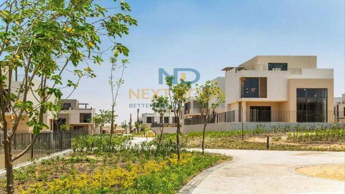 Apartment in Sodic East with Prime location
