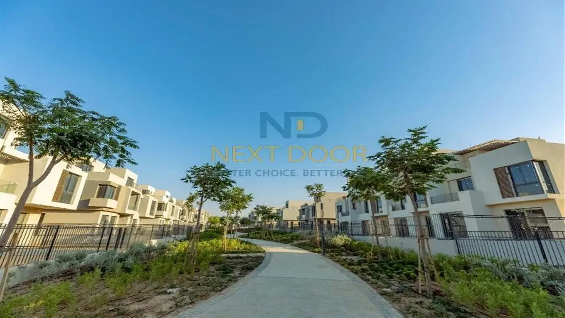 Apartment in Sodic East with Prime location
