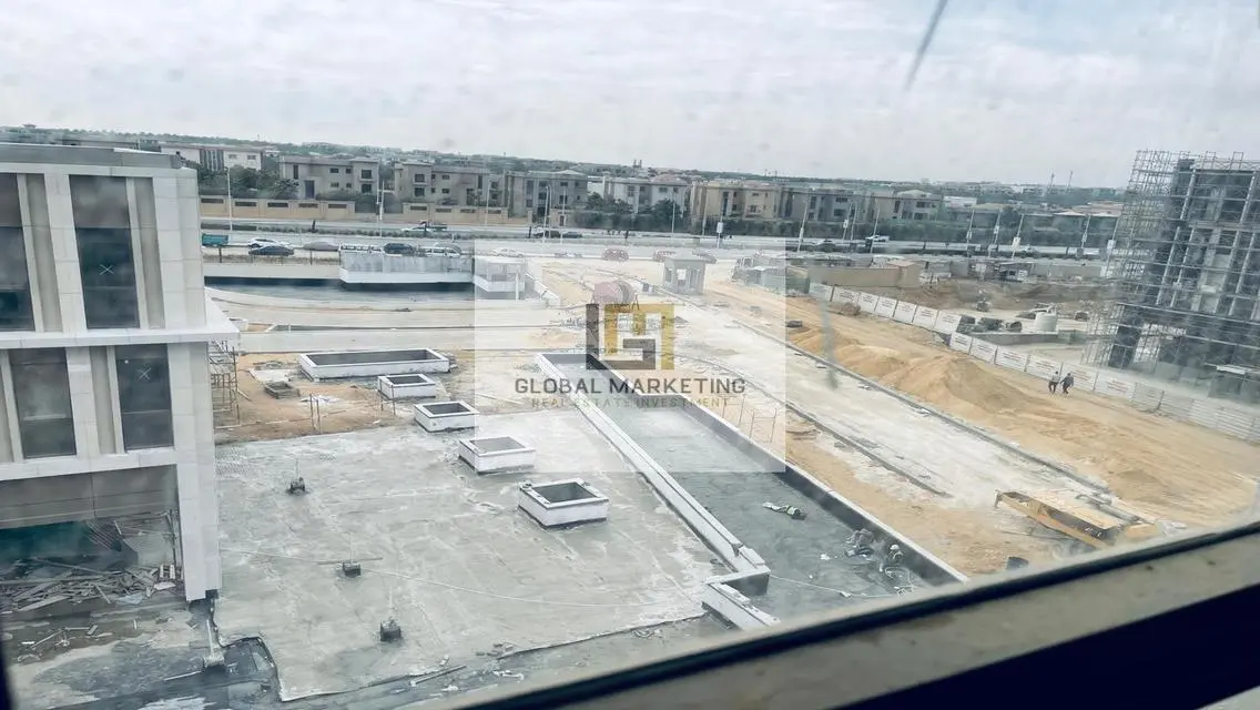 Office 4 rent in Mivida, 310 sqm, prime location