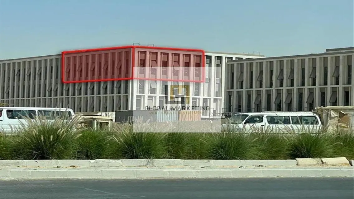 Office 4 rent in Mivida, 310 sqm, prime location