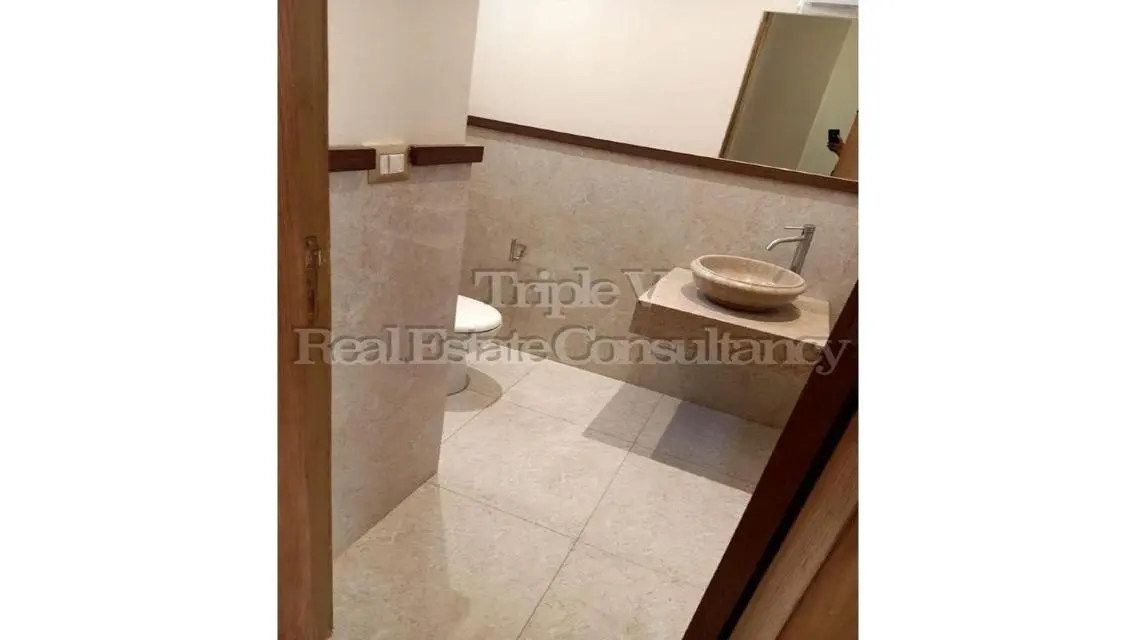 With Kitchen, Dressing, Ac&#39;s And Landscape View