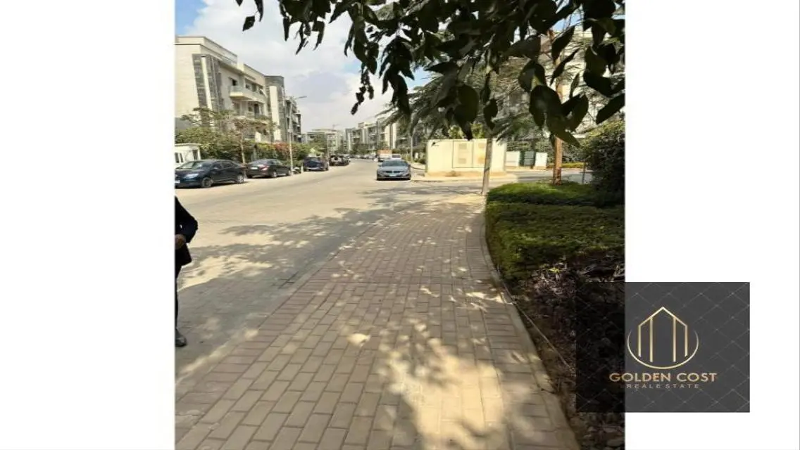 Resale Apartment in Galleria Moon Valley Compound