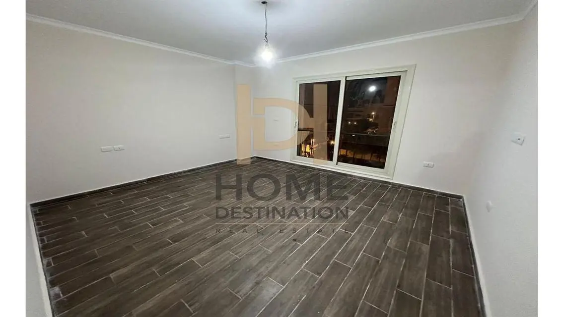 Apartment for sale in Sarai, Very Prime location