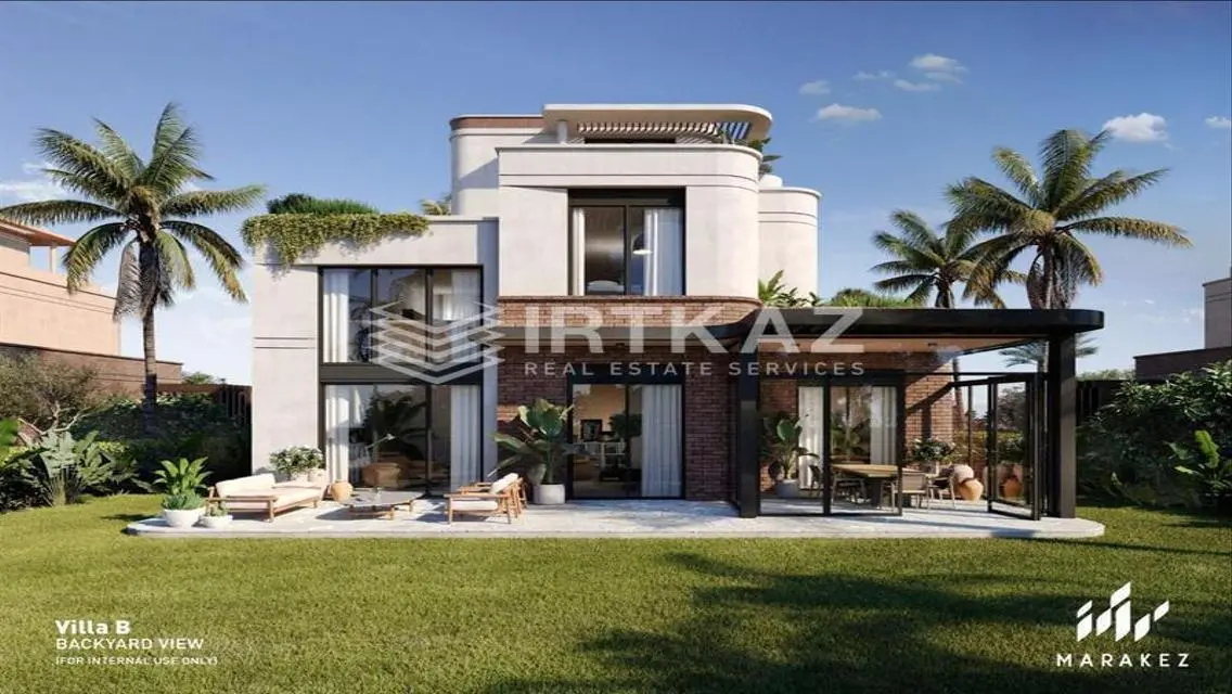 Town House corner 240m With Prime Location