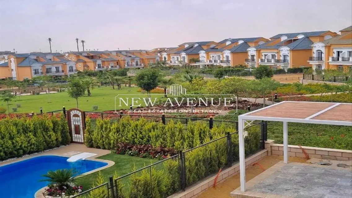 Fully finished Townhouse Very Prime Location at Layan