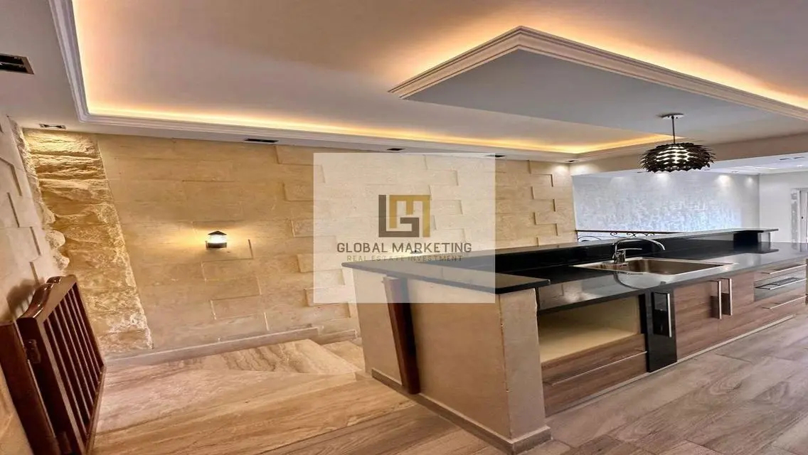 Furnished twin house in a prime location