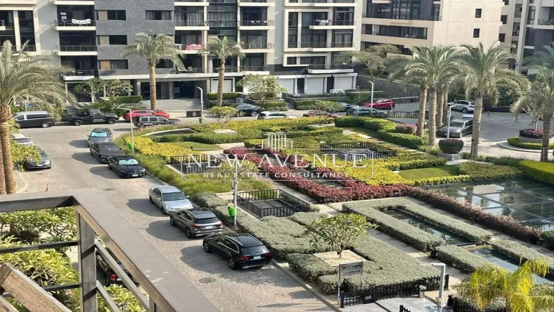 شقة بموقع و فيو مميز استلام فوري و تشطيب كامل