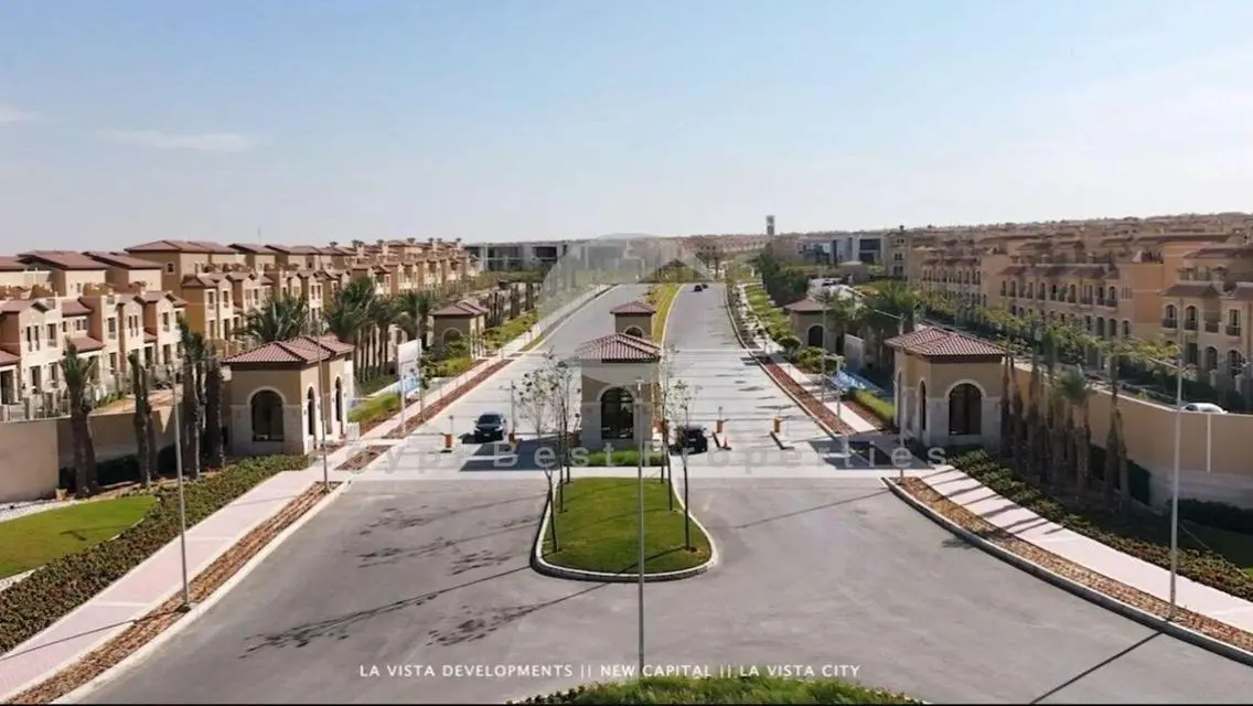 Luxury villa ready to move 5BR panoramic view