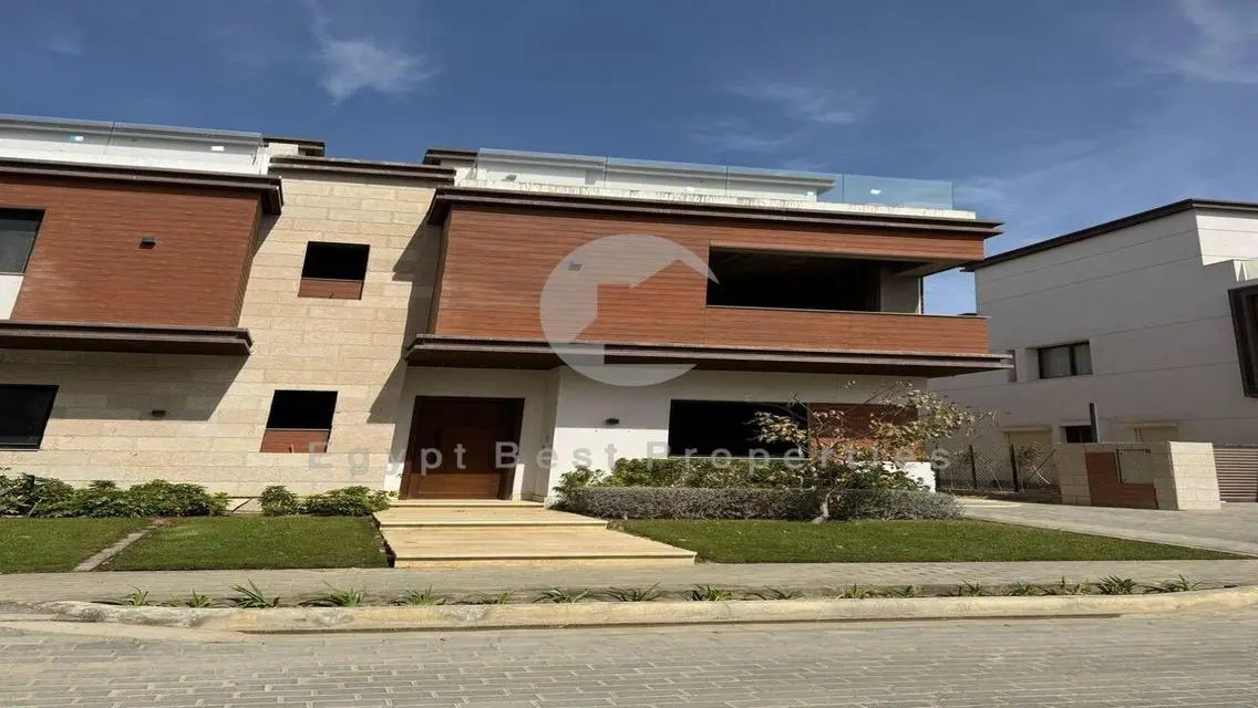 Townhouse for sale in Azzar New Cairo on 10 years