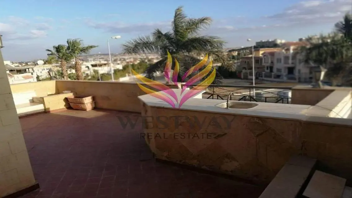 Twin for sale in Hadayek El Mohandeseen