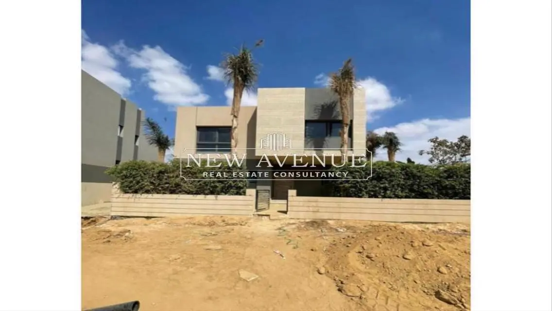 Very prime location Townhouse middle - The valleys
