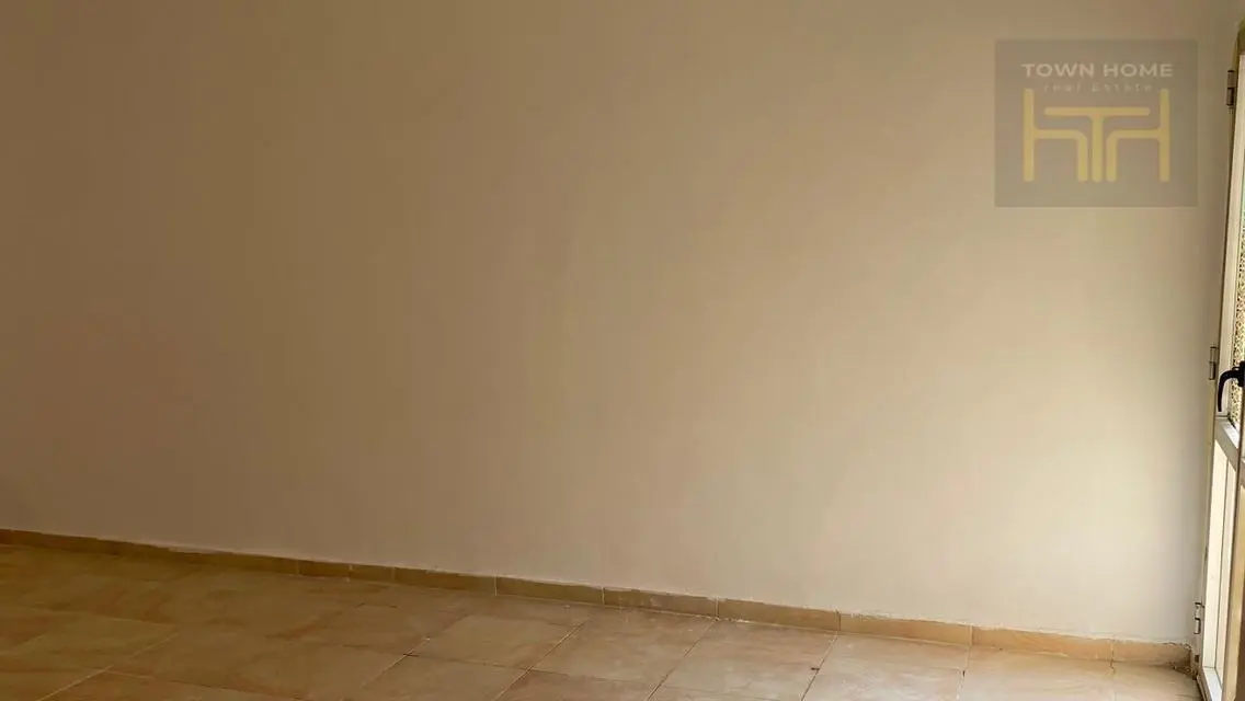 للإيجار في مدينة الرحاب شقه 99 متر فيو جاردن