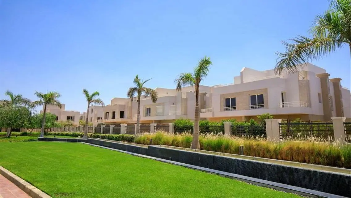 246m fully finished - ready to move- special price