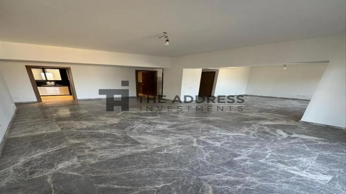 Luxury Apartment in Crescent Walk - 800 sqm