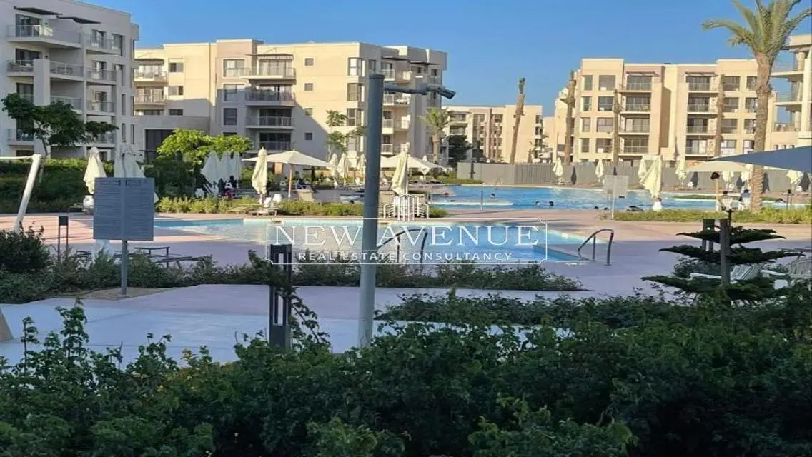 شاليه ارضي مفروش بالكامل في موقع متميز جدا