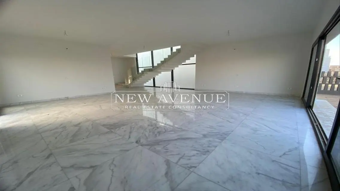 Villa super lux finished ready to move at Al-Burouj