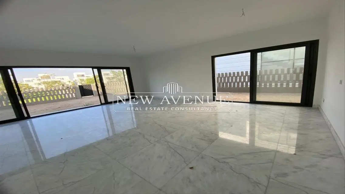 Villa super lux finished ready to move at Al-Burouj