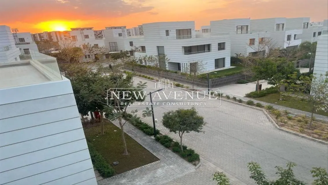 Villa super lux finished ready to move at Al-Burouj