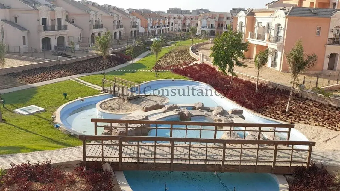 Villa Middle For Sale 266m in layan new cairo