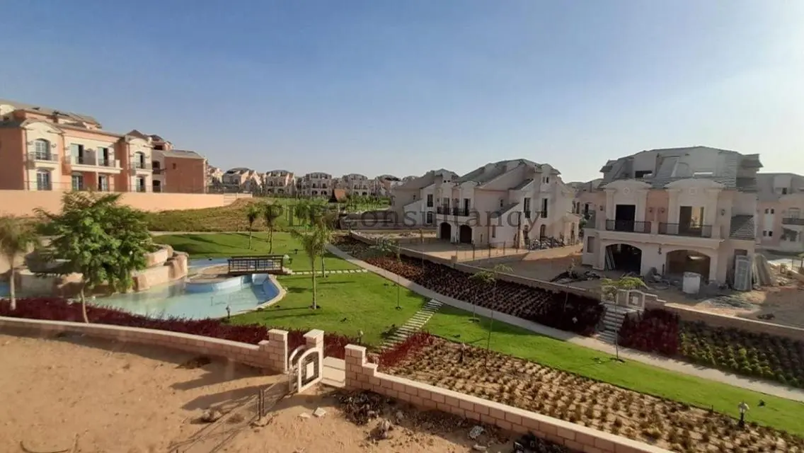 Villa Middle For Sale 266m in layan new cairo