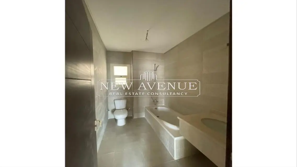 Fully finished Delivered Apartment at 90 Avenue