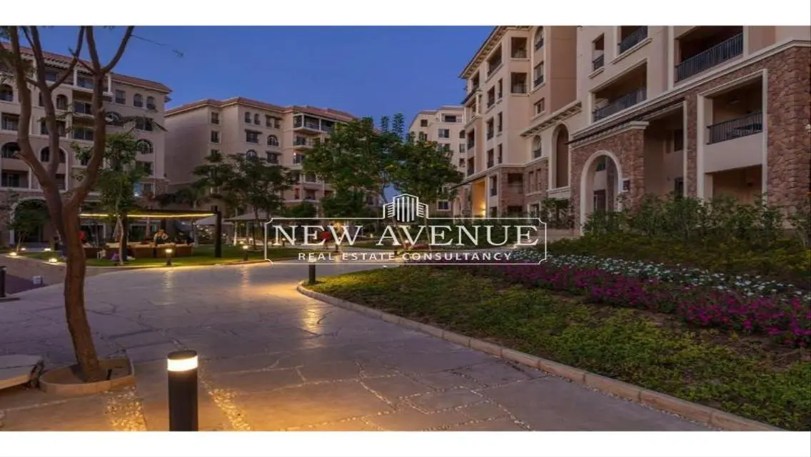 Fully finished Delivered Apartment at 90 Avenue