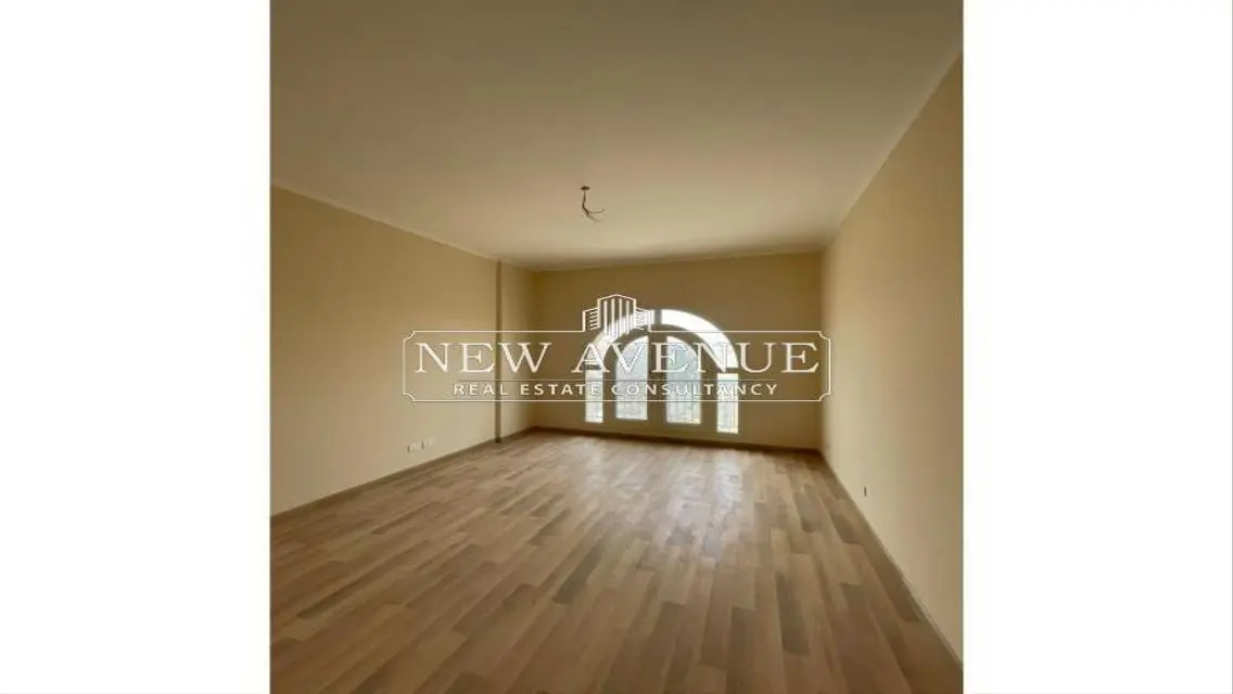 Fully finished Delivered Apartment at 90 Avenue