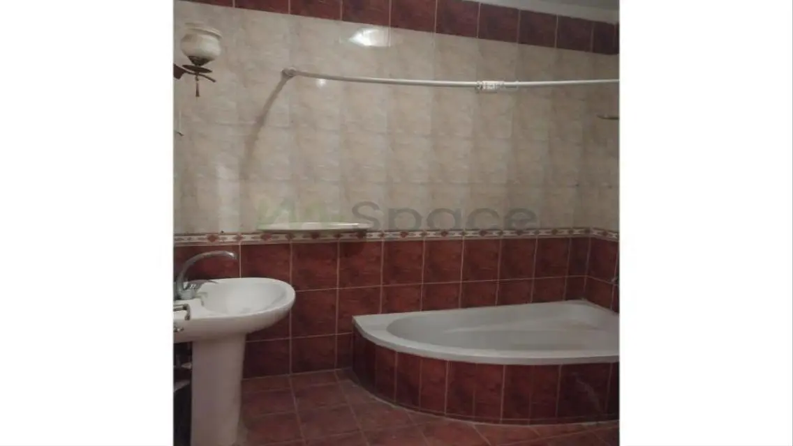 Luxury 3 Bedroom 2 Bathroom Apartment