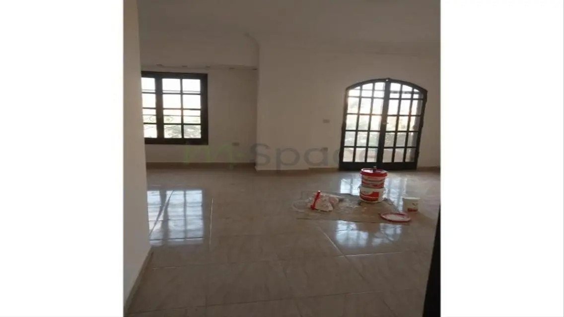 Luxury 3 Bedroom 2 Bathroom Apartment