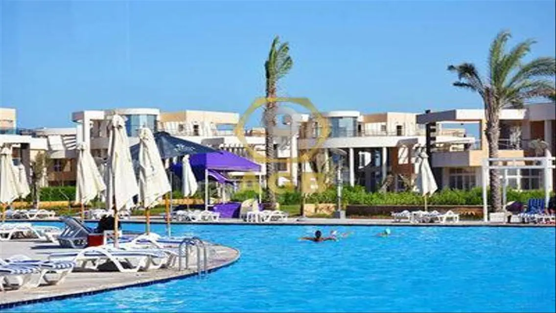 For sale, a unique model villa, 290 m, garden 250