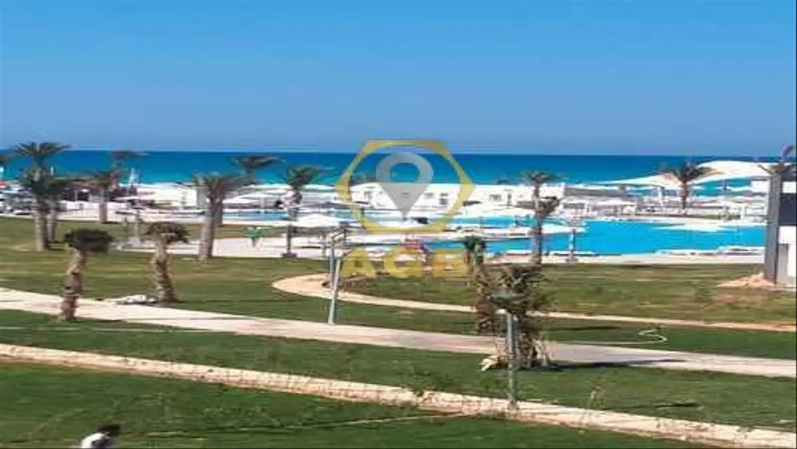For sale, a unique model villa, 290 m, garden 250