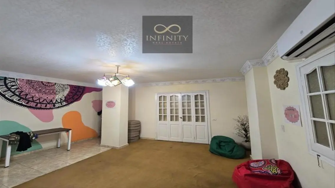 Office for rent private entrance