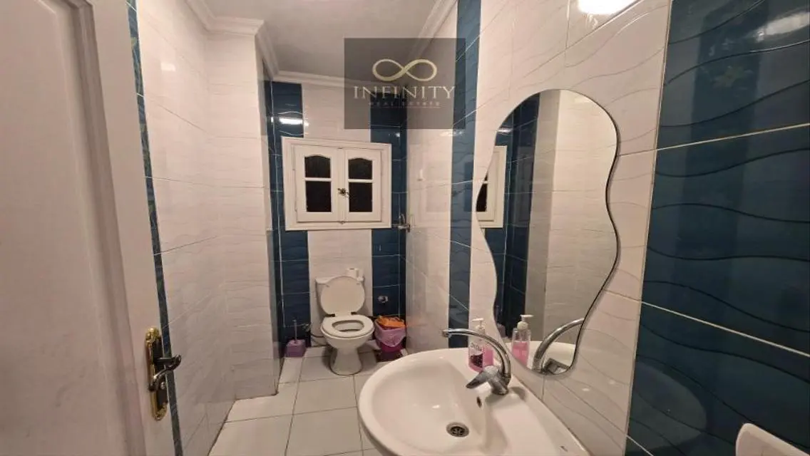 Office for rent private entrance