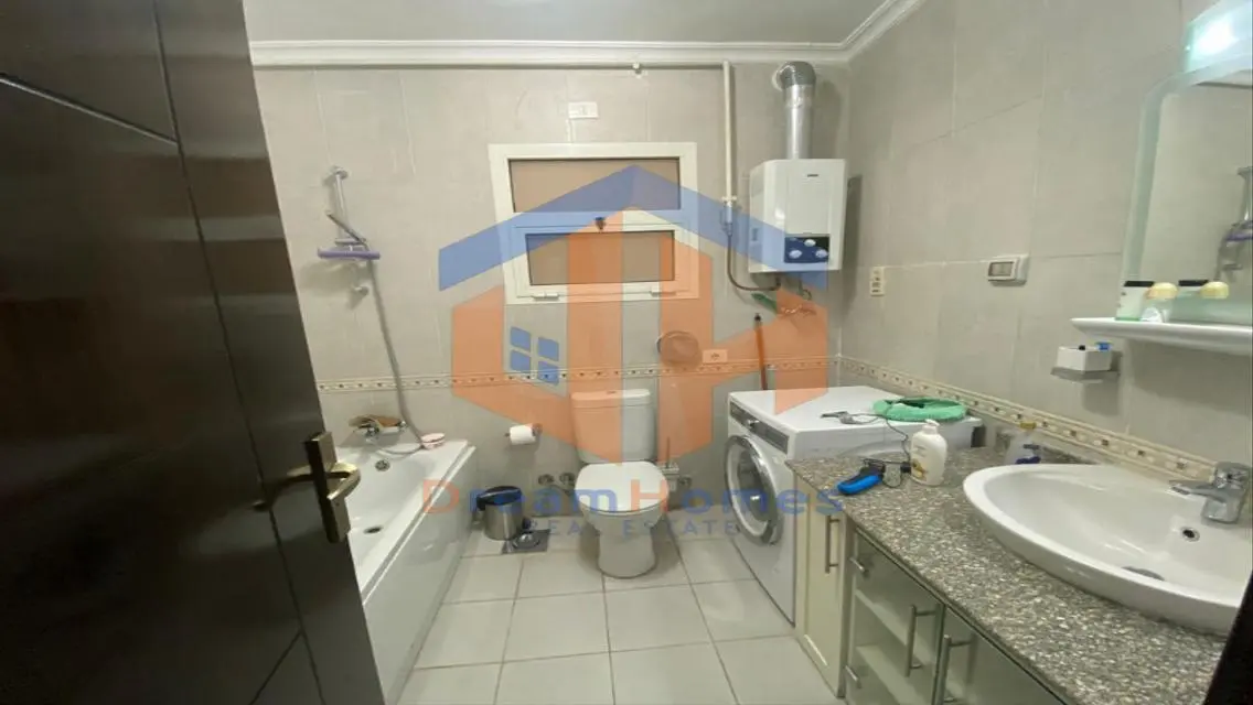 شقة لقطة بمرحلة b6 أمام الفود كورت فيو جاردن