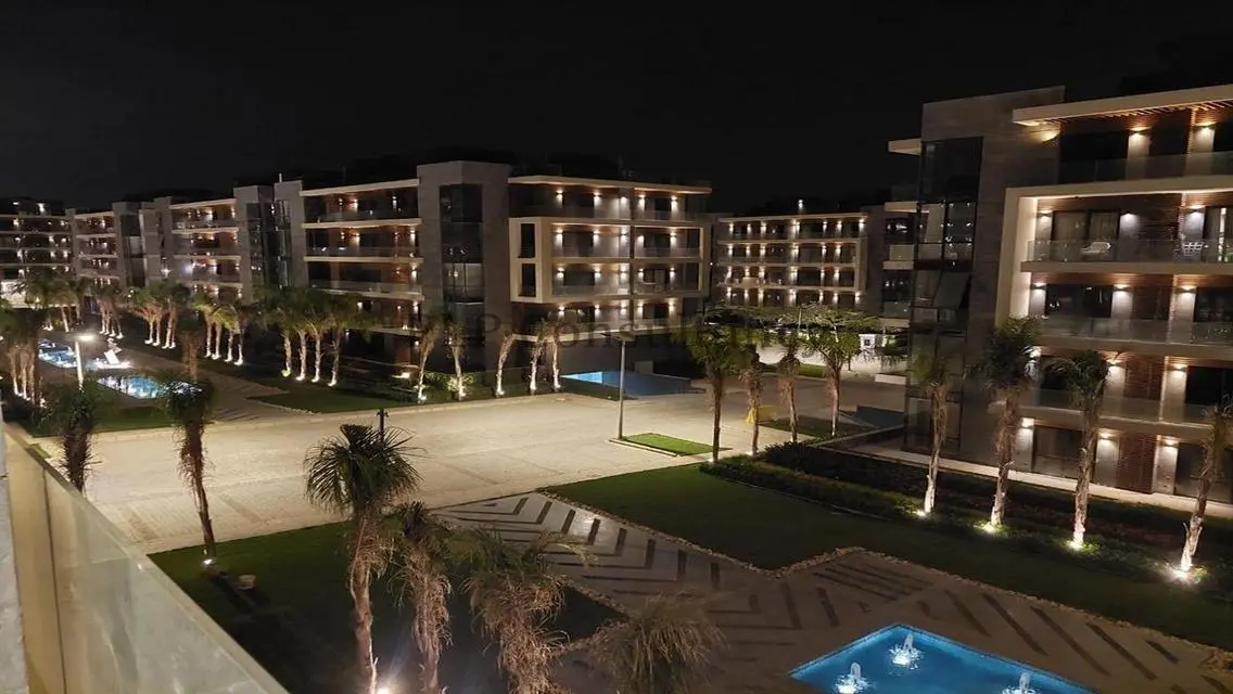 Apartment with garden in compound El Patio Oro
