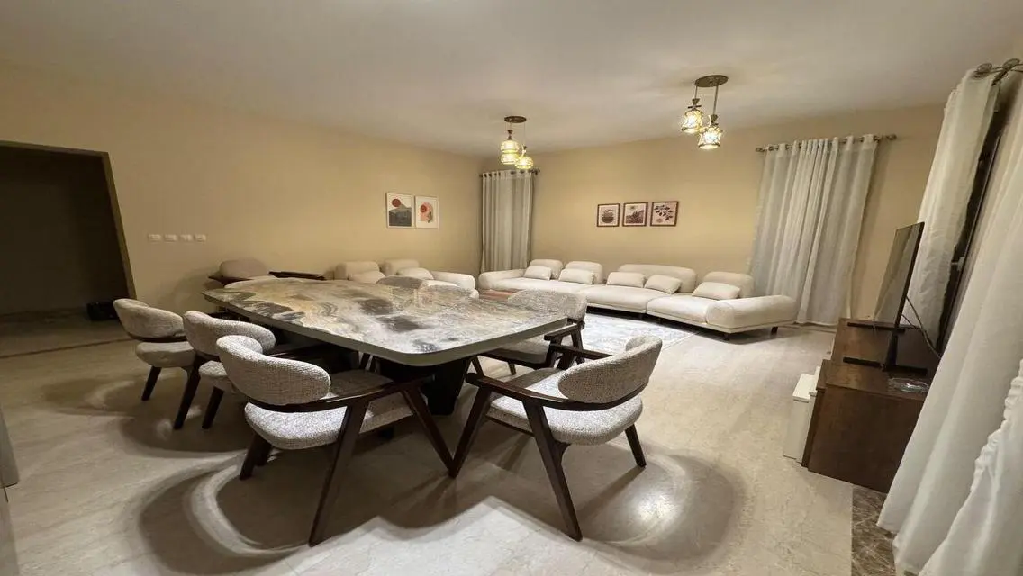 Furnished apartment of 191m for rent in Mivida