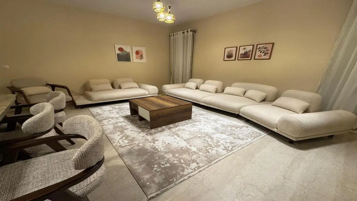 Furnished apartment of 191m for rent in Mivida