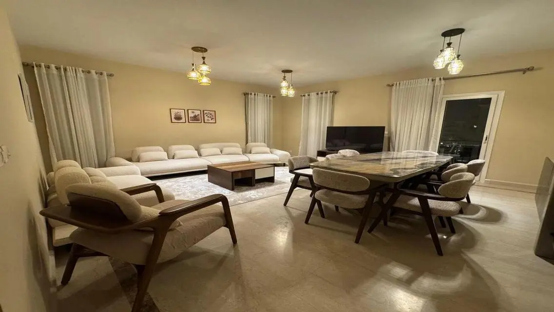 Furnished apartment of 191m for rent in Mivida