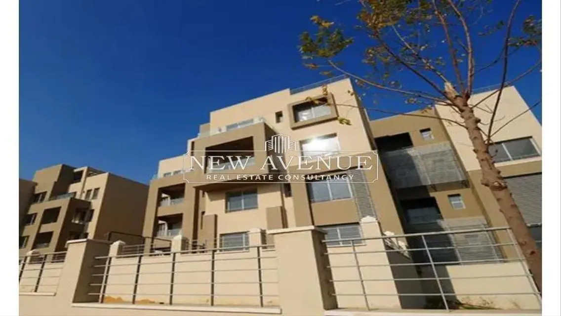 Fully finished Apartment with Kitchen, AC&#39;s and parking