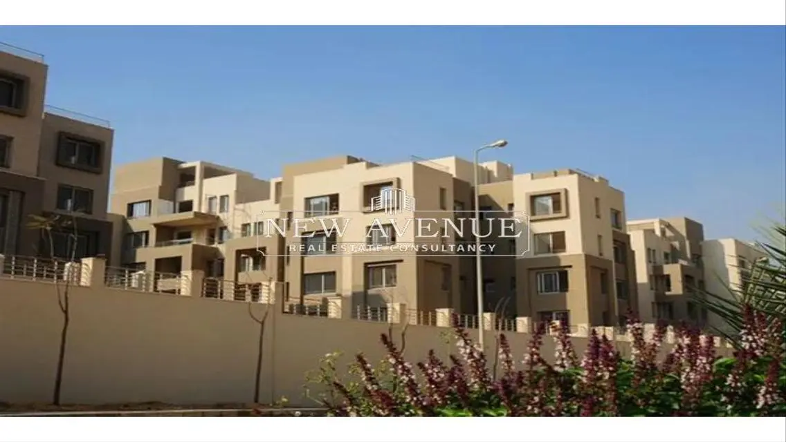 Fully finished Apartment with Kitchen, AC&#39;s and parking