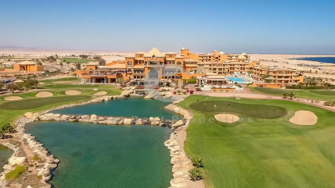 Sea and Golf View 2 Bedrooms in Soma Bay , 7 Years