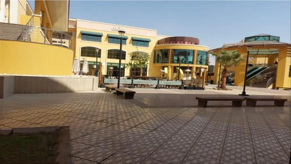 محل للبيع في مول جيت واي الرحاب