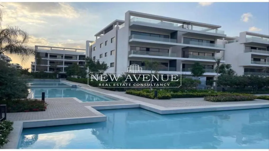 Very Prime Location 3BR Apt in Lake View Residence
