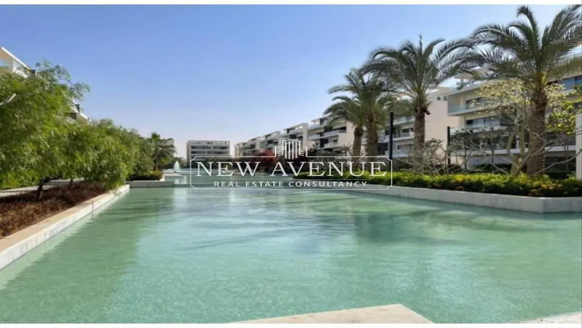 Very Prime Location 3BR Apt in Lake View Residence