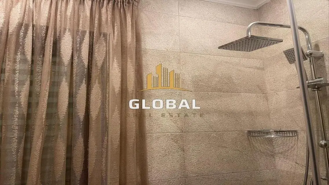 Luxury Apartment with Spacious Layout and Amenities
