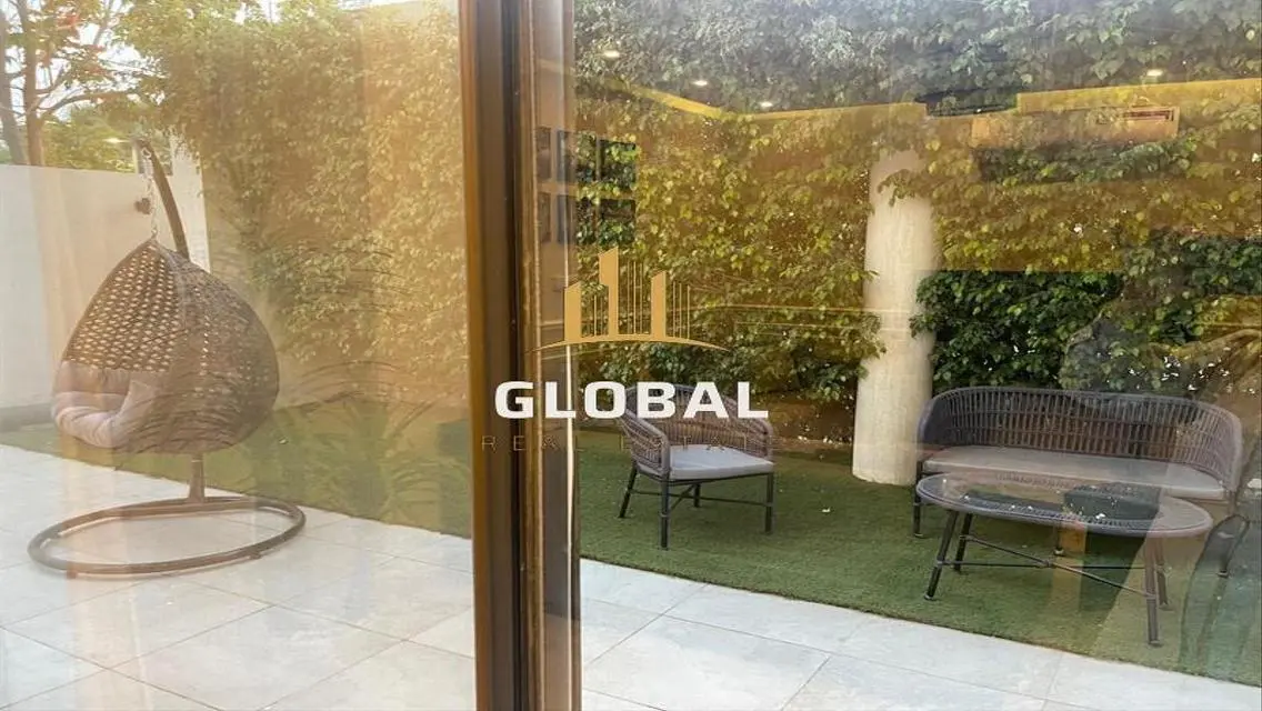 Luxury Apartment with Spacious Layout and Amenities